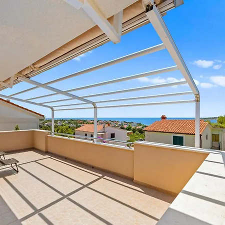 Cozy In Kanica With Wifi Tatil Evi Šibenik