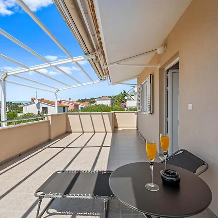 Cozy In Kanica With Wifi Tatil Evi *