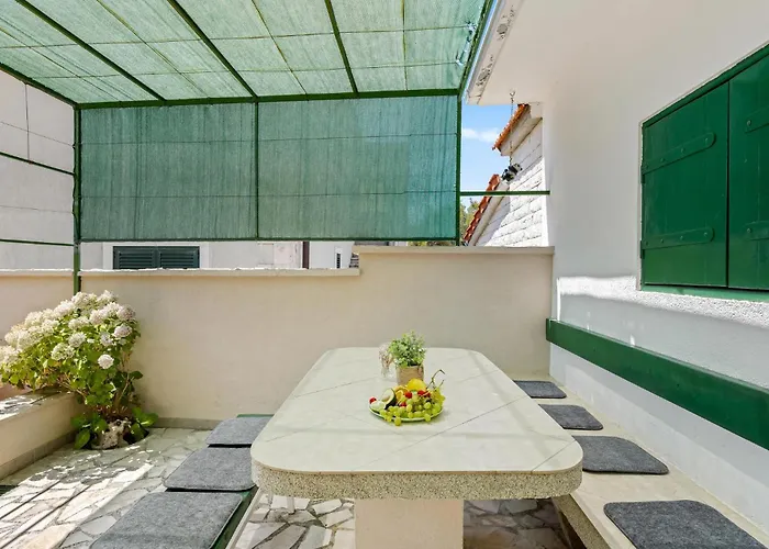 Tatil Evi Cozy In Kanica With Wifi