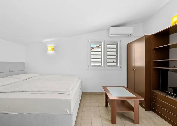 Tatil Evi Cozy In Kanica With Wifi