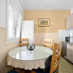 Casa de Férias Cozy In Kanica With Wifi Šibenik