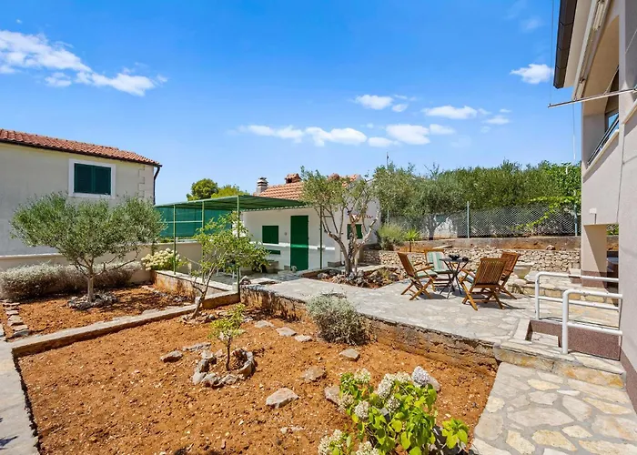 Cozy In Kanica With Wifi Szybenik